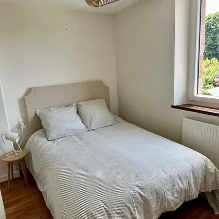 Grande Maison Normande Au Bord De La Voie Verte